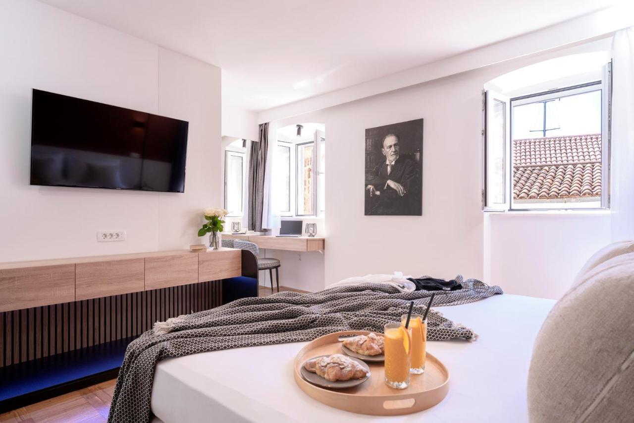 Fingerprint Central Apartment 5 Min From Center & Beach Hvar Town Kültér fotó